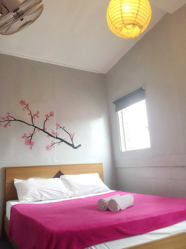 Pink Guest House Bangkok Bagian luar foto